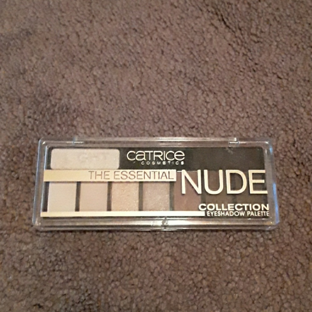 Catrice cosmetics The essential Nude Collection